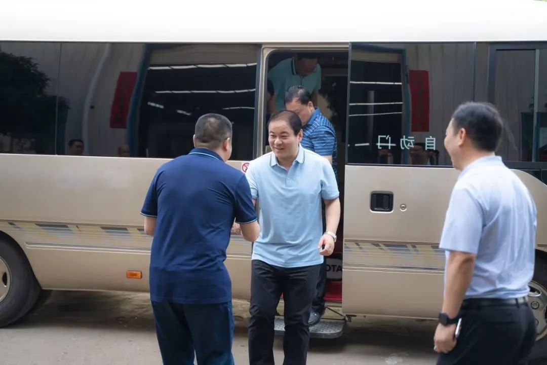 衡陽(yáng)市委副書(shū)記、市長(cháng)朱健一行赴朝陽(yáng)集團進(jìn)行考察